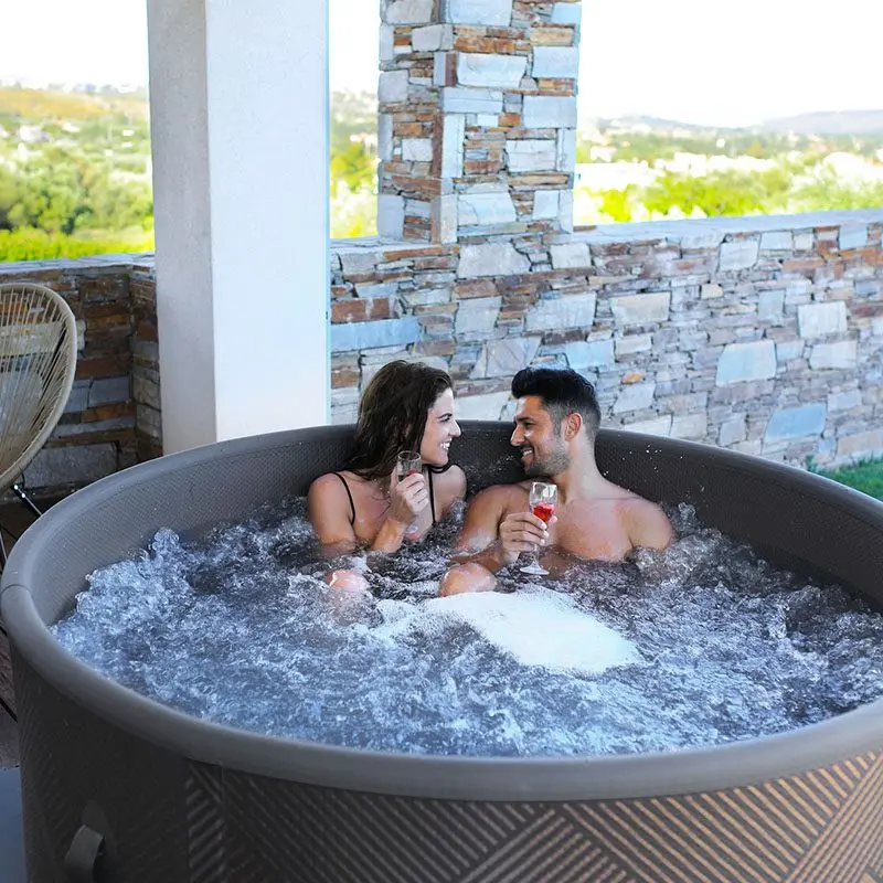Naiya Popular Inflatable Hot Tubs 6 Person Round Shape Outdoor Spa Tubs Massage 4 Person Garden Leisure Spa Hot Tub Inflatable