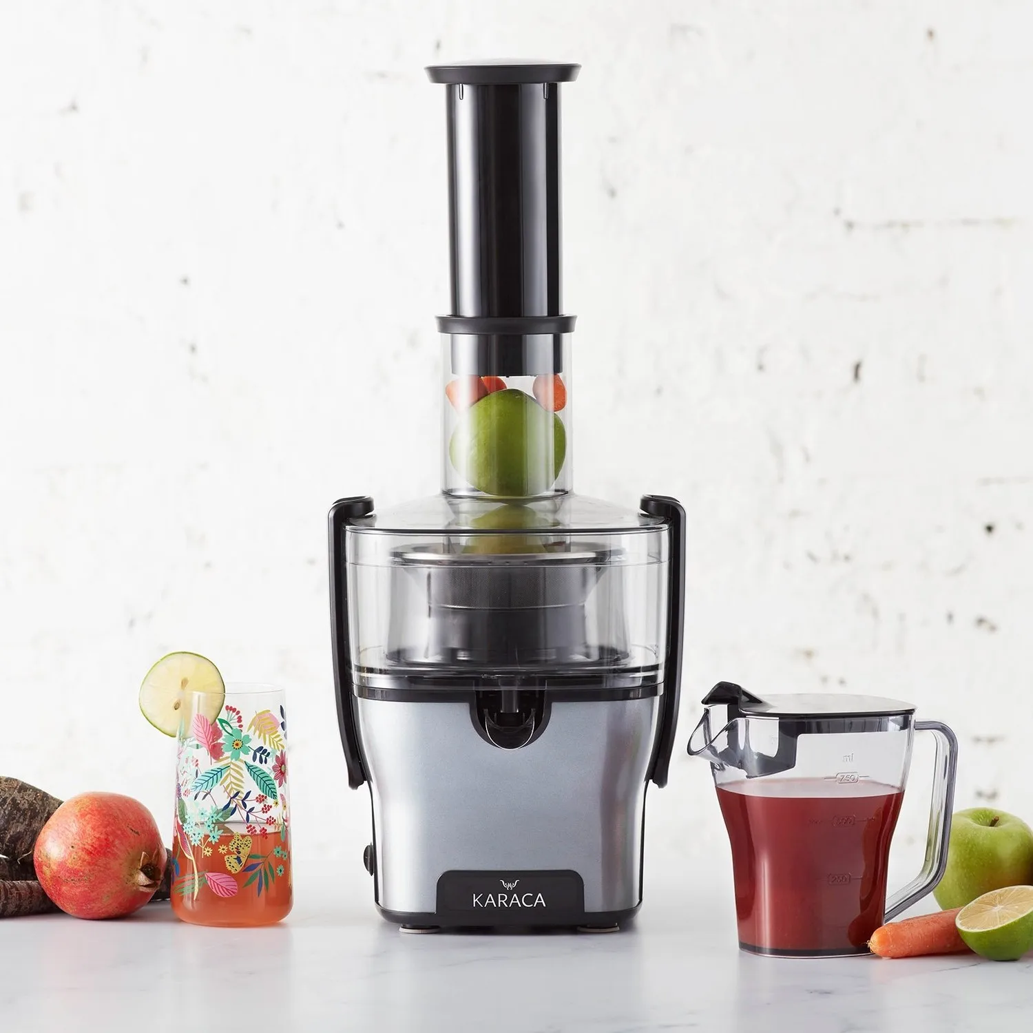 

Karaca Maxvit 1501 Juice Extractor Steel Anthracite Simple Elegant design Zirconium Blade Stainless Steel Body Easy To Use