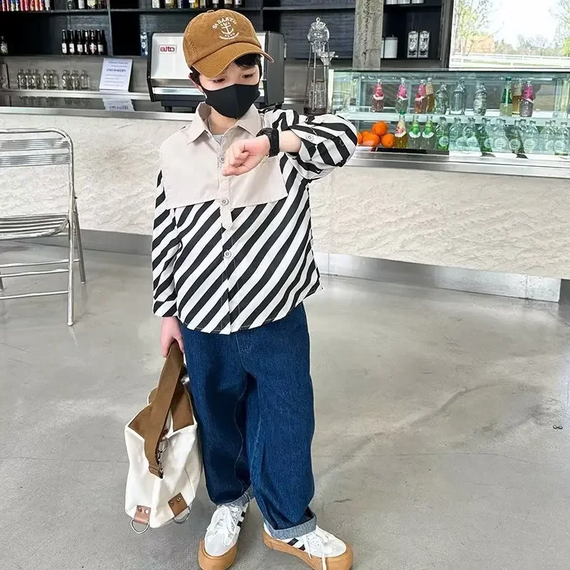 트렌디 남아 용수철 시즌 셔츠, 미드 투 라지 아동복, 스타일리시 용수철 시즌 티셔츠, 2024 새로운 스타일 스트리트웨어