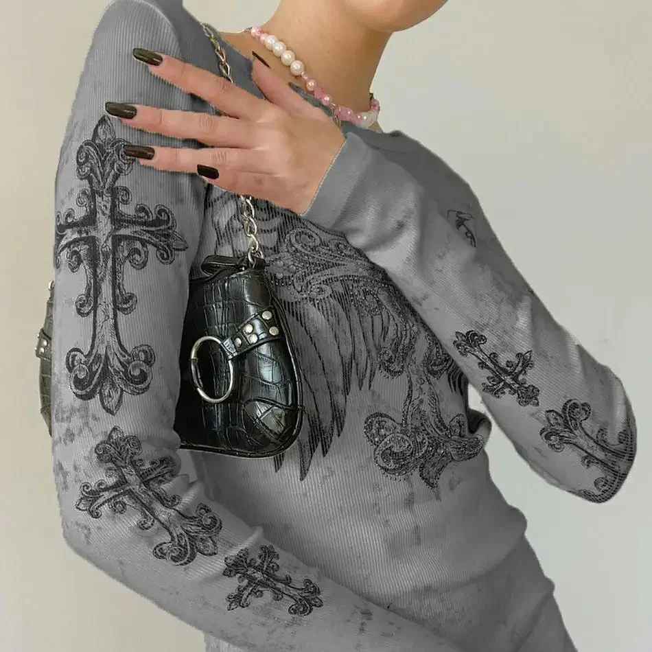 【boohoo】ダメージ加工 Gothic Print ウォッシュ トップス Gothic T Shirt Washed Retro Tshirt Punk Streetwear Cotton T
