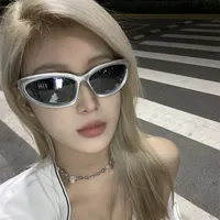 Классические Винтажные Солнцезащитные очки Y2k в стиле панк для мужчин и женщин, роскошные брендовые дизайнерские солнцезащитные очки, модные спортивные очки с защитой UV400 — изображение 5