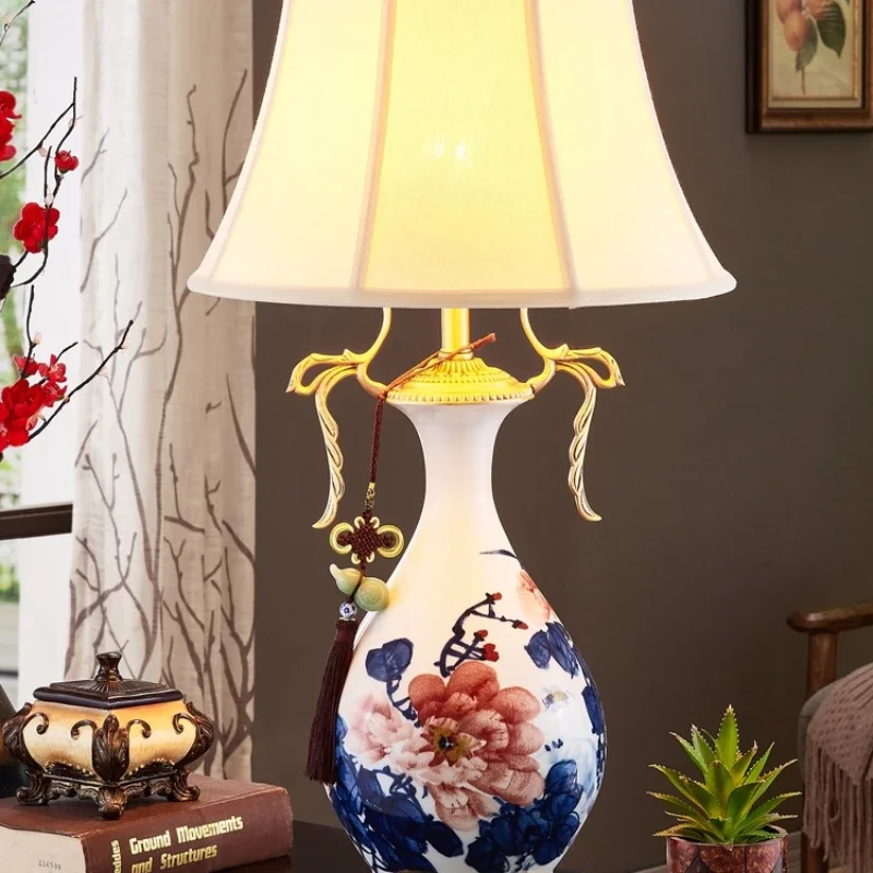 

New Chinese all-copper light luxury ceramics Jingdezhen hand-painted table lamp bedroom bedside living room