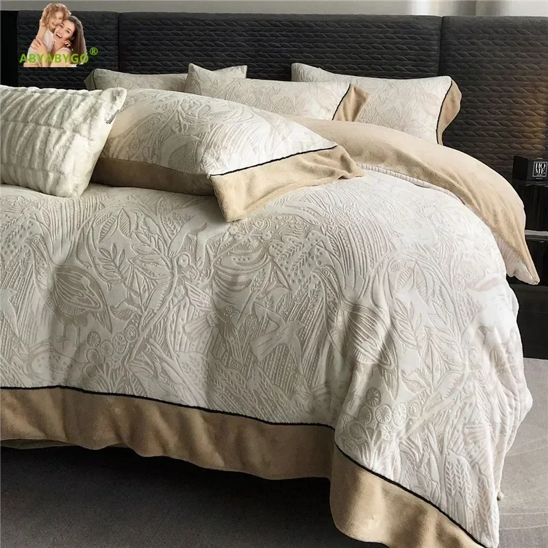 Euro Style Queen Bedding Set Luxury Soft Velvet Bed Linen Winter Duvet Cover Set Double Sheets Wide Edge Comforter Bedding Sets 3