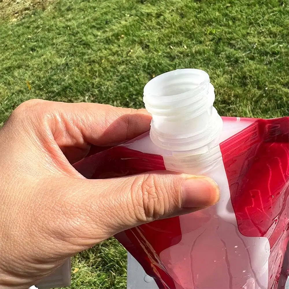 750ML Folding Water Bag with Suction Nozzle Leak Proof Portable Beverage Bottle Food Grade Plastic Wine Bags Wine Bottom Pouch