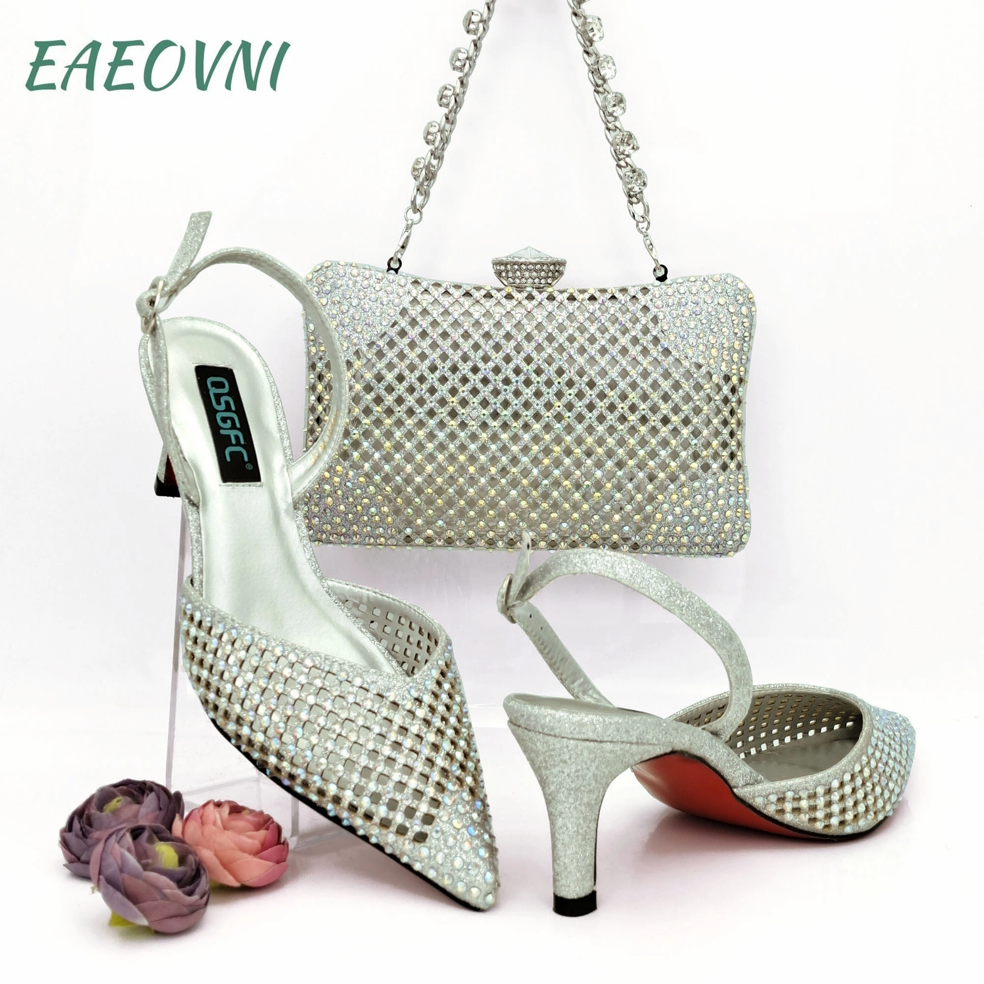 

Silver Color Popular Pointed-Toe Stiletto Shoes And Three-Dimensional Handbags For Parties Or Commuting
