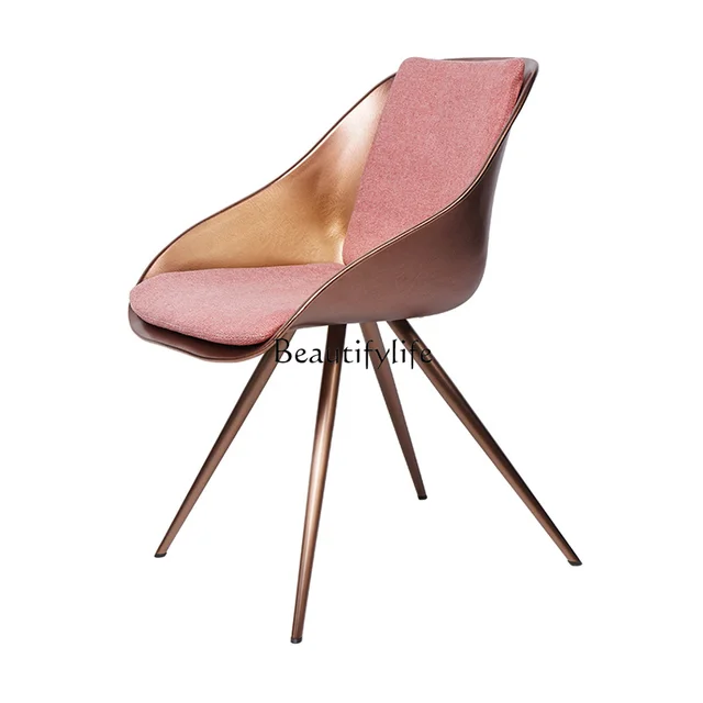 럭셔리와 편안함의 조화: 디자이너 스테인리스 스틸 드레싱 의자