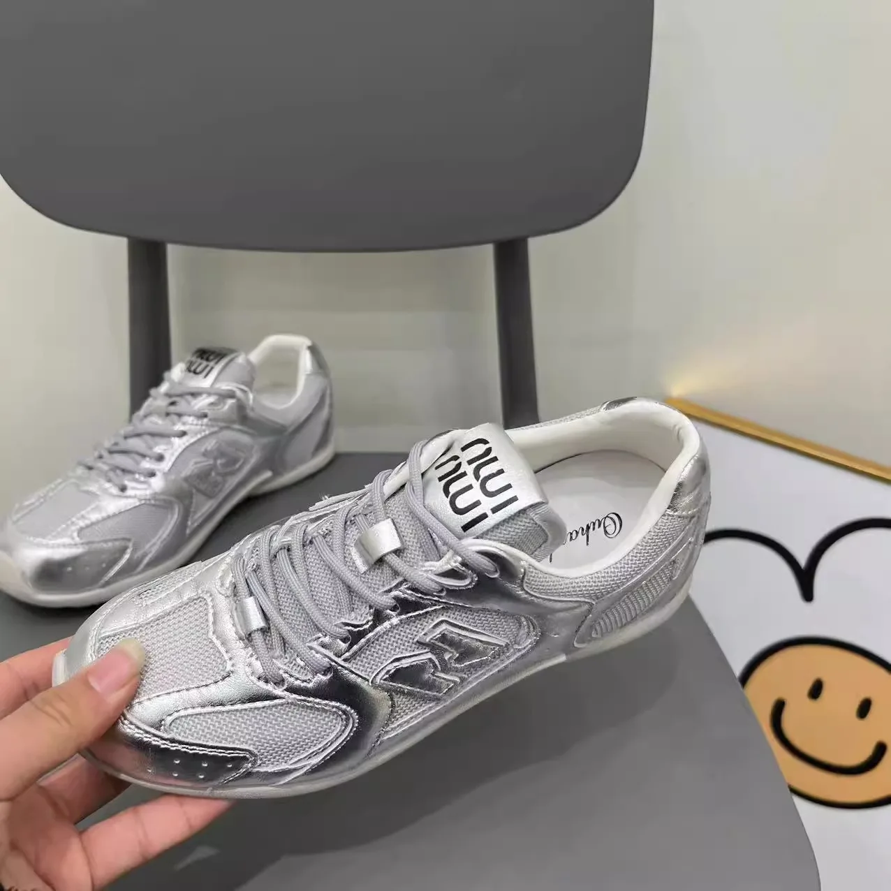 

Высококачественная модель весны и лета, новая модная брендовая кожаная дышащая сетчатая повседневная спортивная обувь, обувь для бега