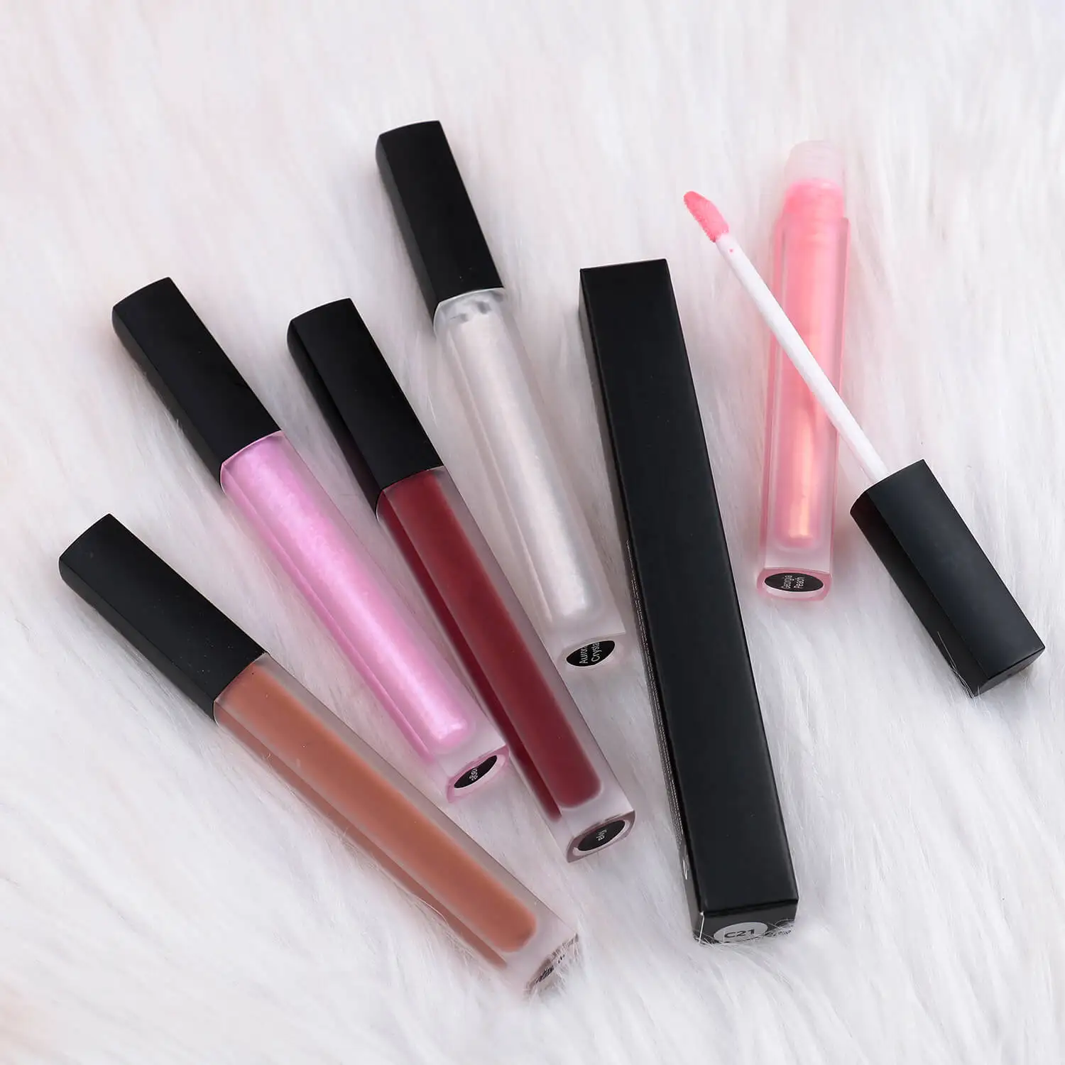 

Nude Brown Shades Moisturizing Lip Gloss Wholesale Custom Logo Bulk Cosmetics Lip Glaze Private Label Plumping Shiny Shimmer