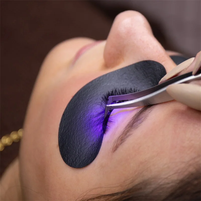 50pairs Padding UV Black Patches for Eyelash Extension Eye Gel Pads Hydrogel Isolate UV rays Paper Stickers Wraps Makeup Tools