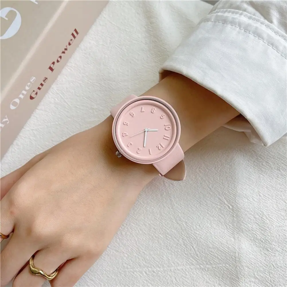 

Portable Women Watch Adjustable Faux Leather Strap Female Watch Delicate Women Strap Wrist Watch Daily Accessory