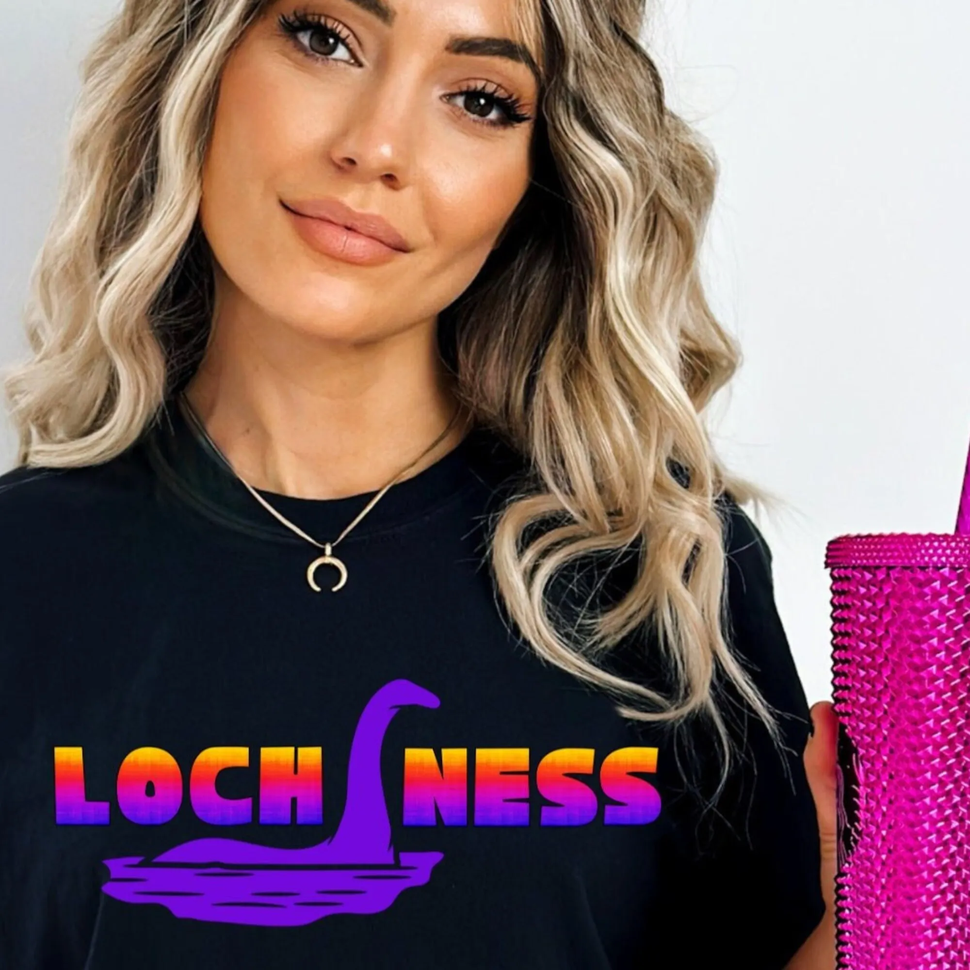 Loch Ness Florescente Psichedelico Comfort Colori T Shirt Cryptid Scozia Merch