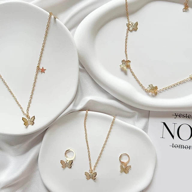 Fashion Necklaces for Women Simple Metal Butterfly Fringe