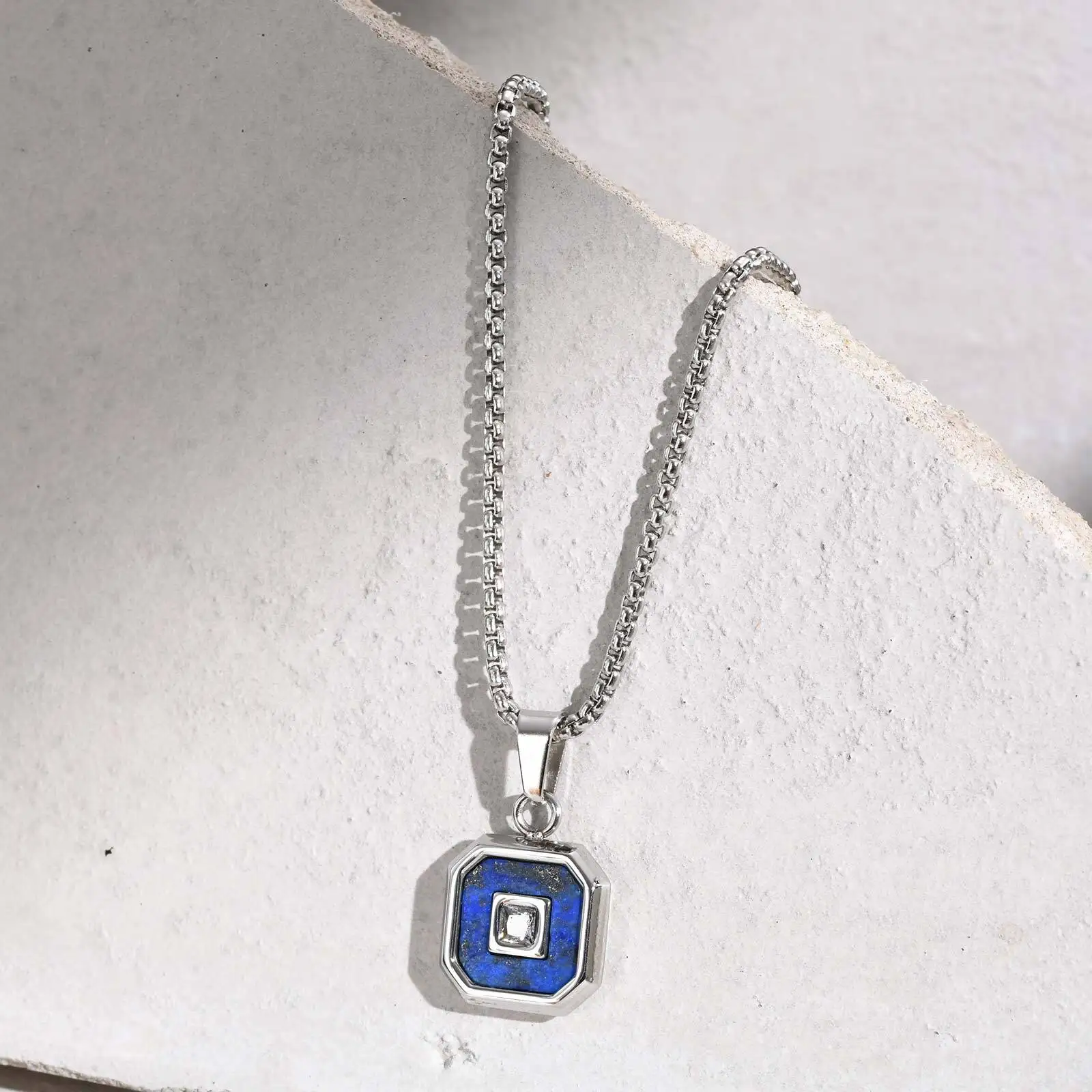 Quadratische Naturstein-Anhänger-Halskette für Männer und Frauen, Unisex-Halskette aus Edelstahl – Detail 10