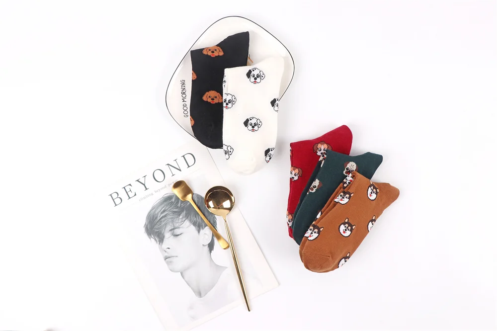 Unisex Funny Cartoon Dogs Head Socks Warm Soft Japanese Korean Cute Happy Puppy Husky Starling Dalmatian Teddy Cotton Sokken