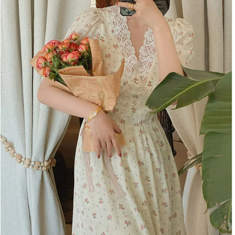 

Женское винтажное шифоновое платье миди, элегантное кружевное платье с цветочным принтом, с пышными рукавами и V-образным вырезом, в Корейском стиле, осень 2023