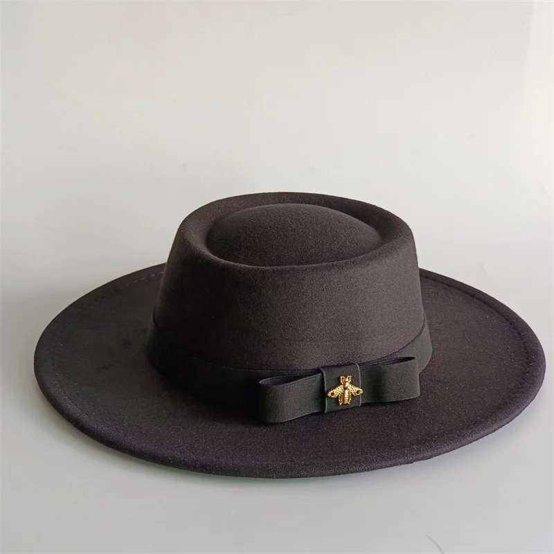 Fliege, Fedora-Fedora-Hut, Bienenschleife, Winter, rund, konkav und konvex, flache Oberseite, Schleife, elastisches Band, roter Jazz-Hut für Herren und Damen – Detail 28