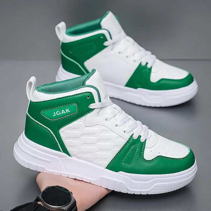 Large Size Men's Casual Mid-Top Skate Shoes Student Trendy Shoes Comfortable Breathable Mesh Inner Ideal for Various Sports