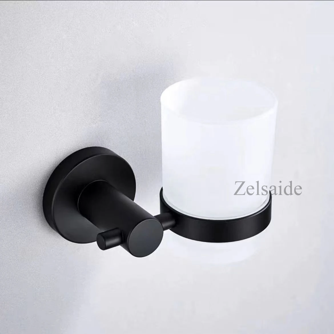 A single cup black