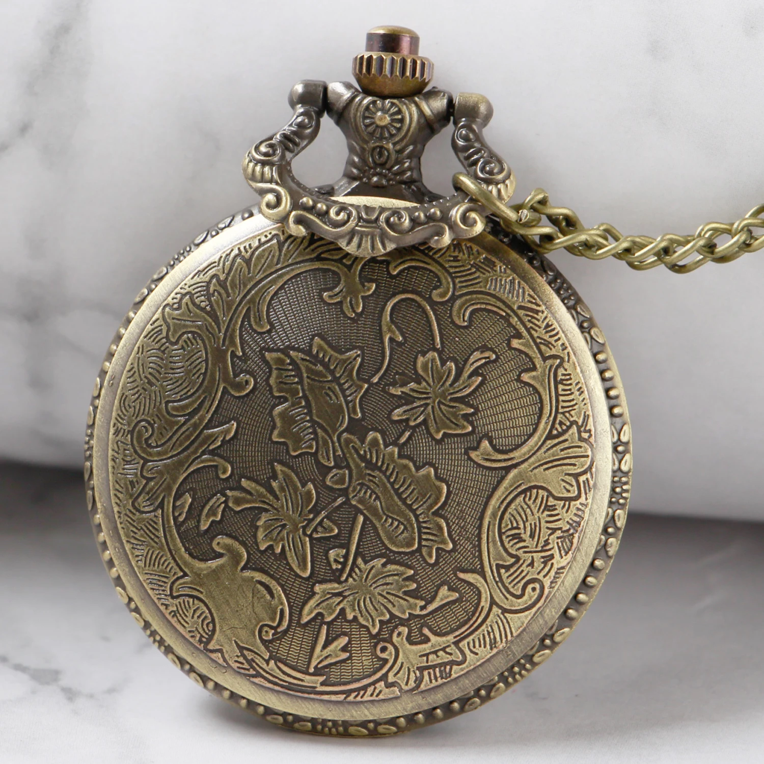 Exquisite Compass Design Vintage Hollow Skeleton Pocket Watch Black Starry Round Dial Antique Pendant Clock Retro Gifts Unisex