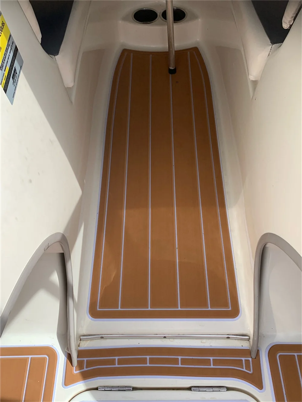 Tapis de sol en faux teck en EVA Maxum 1900 SR3 2008 plate