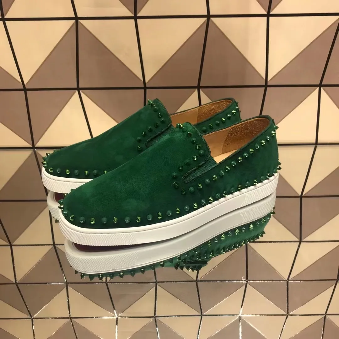 

Low Top Red Bottom Shoes for Men Luxury High Quality Trainers Male Driving Spiked Bar Rivets Slip On Green Suede Genuine Leather