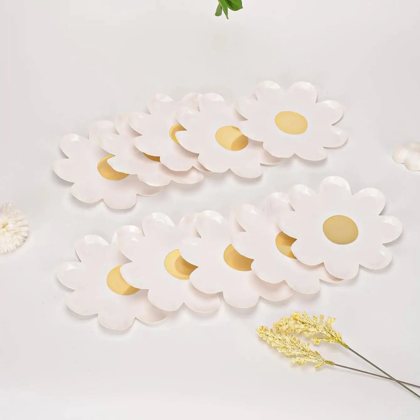 10 pieces of daisy tableware, disposable dinner plate, children's birthday party, Dim sum, outdoor dinner, paper dinner plate