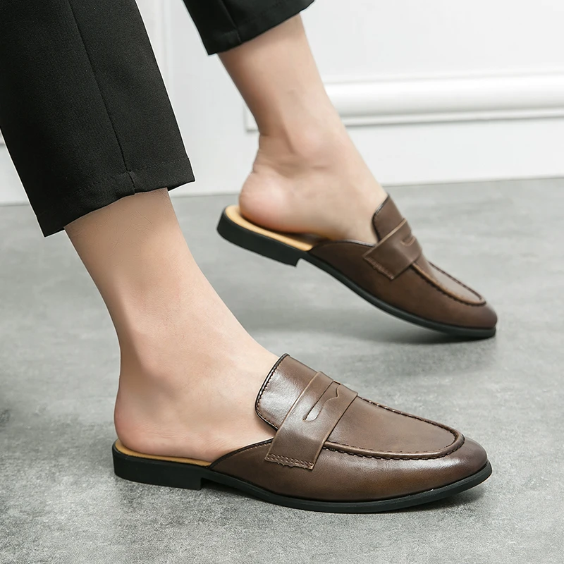 Autumn Hot Selling Lightweight Flat Walking Shoes for Commuting Versatile Men's Leather Casual Shoes Classic Men's Loafers