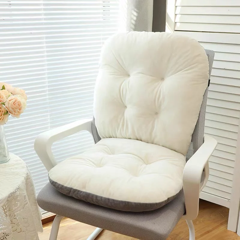 وسادة كرسي مريحة ومرنة للغاية، مصممة لتوفير دعم لأ...