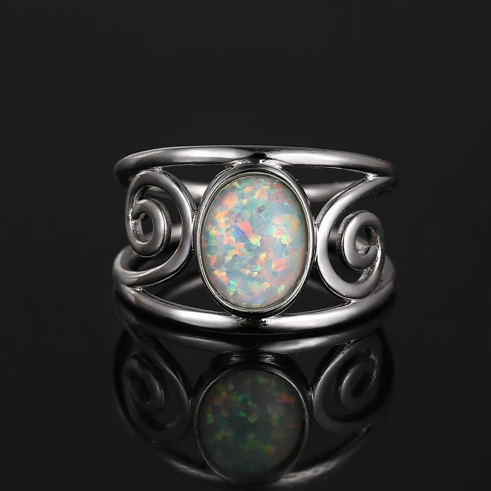 Elegant Green Jade Gemstone Silver Ring - Vintage Style Women's Fine Jewelry