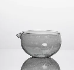 Elegant 500ml Japanese Style Hammered Glass Matcha Tea Set with Spout (Light green)