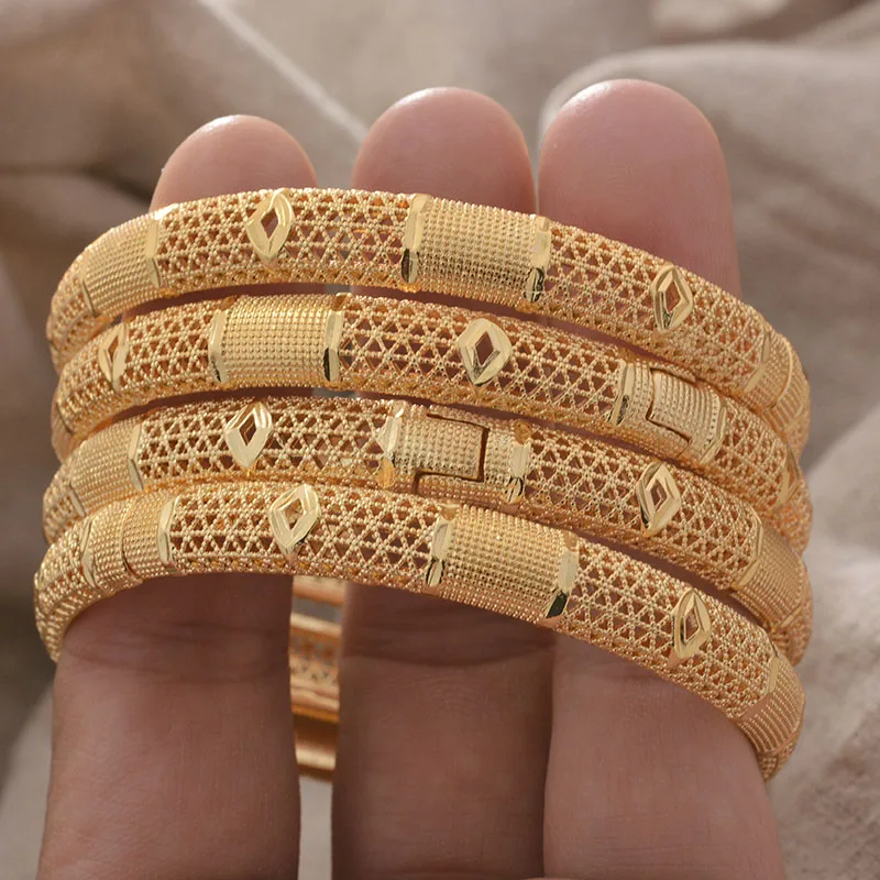 Chrysalini Small 3 Clover Bangle- EB6071