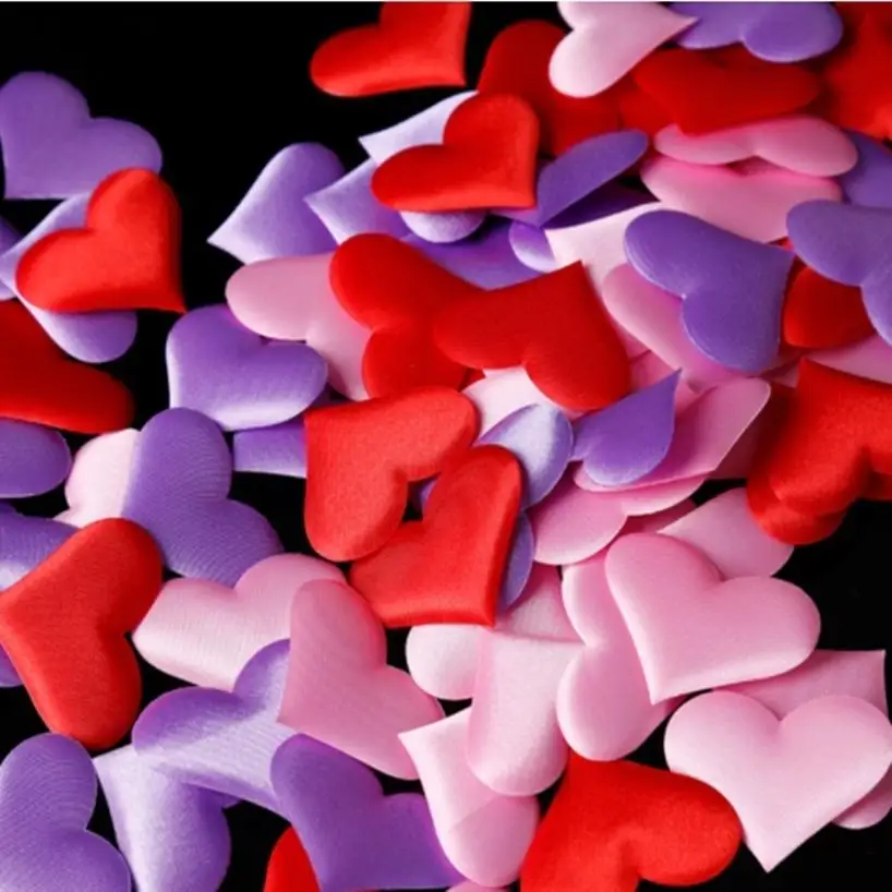 100 Pcs/lot Sprinkle FlowersThrowing Heart Petals Table Decoration Valentines Day Party Decal
