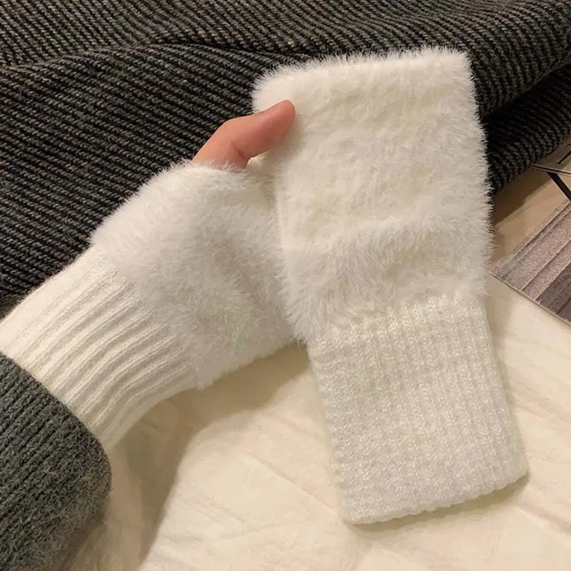 Mink Fleece Soft Winter Half Finger Gloves Women Warm Luxury Solid White Plush Knitted Fingerless Gloves Wrist Mittens Writting