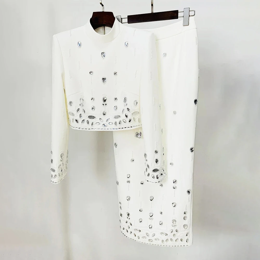 طقم تنورة و بلوزة أنيق