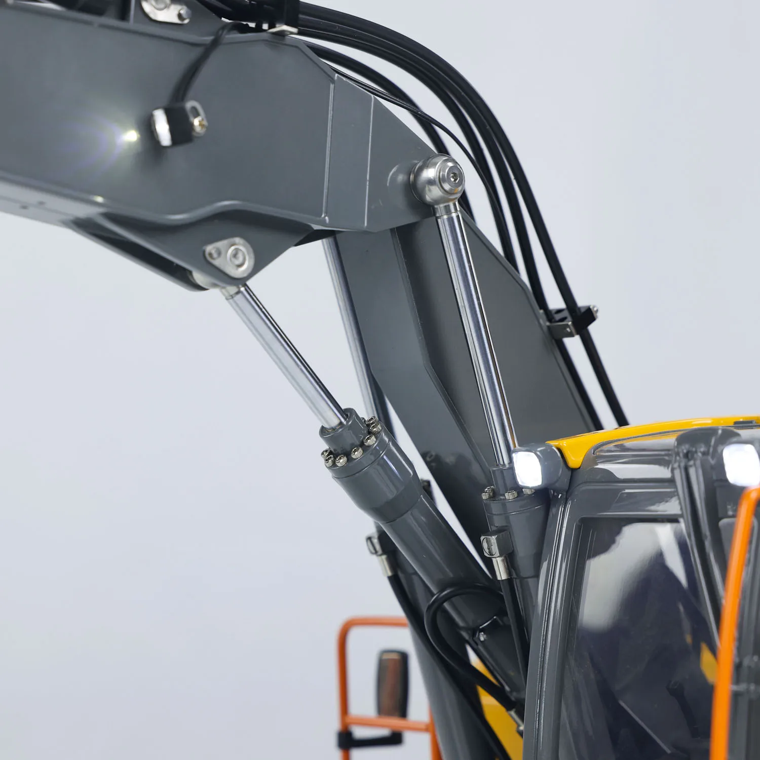 1:14 3 Arms EC160E RC Hydraulic Excavator Radio Control Diggers Standard Version Light System  Finished Trucks Construction Toys 4