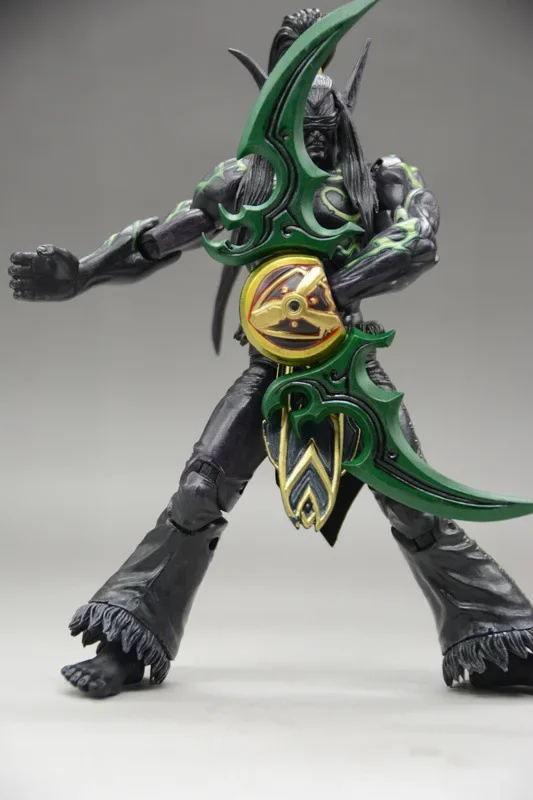 World Of Warcraft WOW Demon Hunter Illidan Anime Movie Figure 18CM 7-inch PVC Game Figma Toys Modle Collect Gift figurines