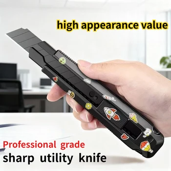 Taglierino Nero da 16mm con Adesivi, Cutter Retrattile a Lama Spezzabile per Uso Domestico e Ufficio
