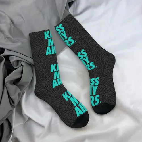 재미있는 프린트 Kiss My Airs Socks 여성 남성 스트레치 여름 가을 겨울 크루 양말 4