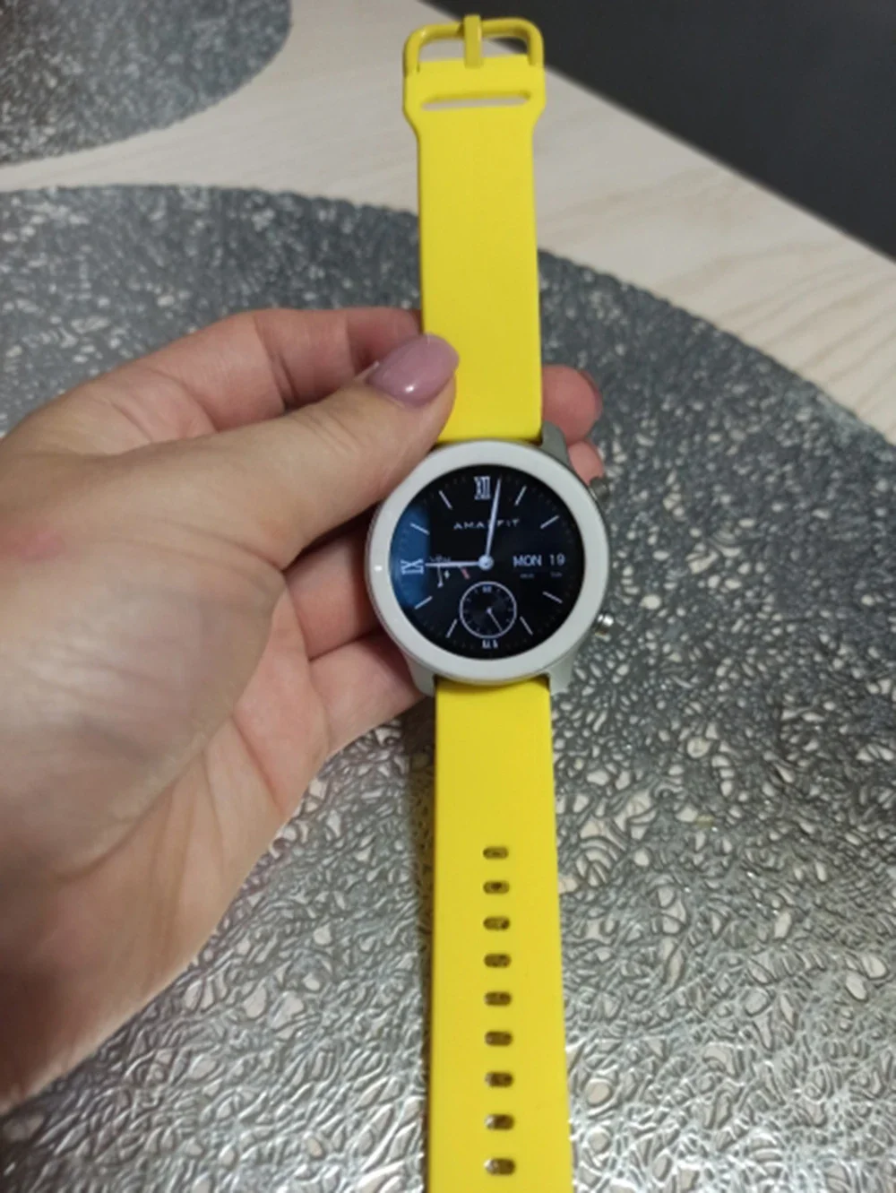 Premium 20mm Silicone Smart Watch Band - Versatile & Comfortable Fit