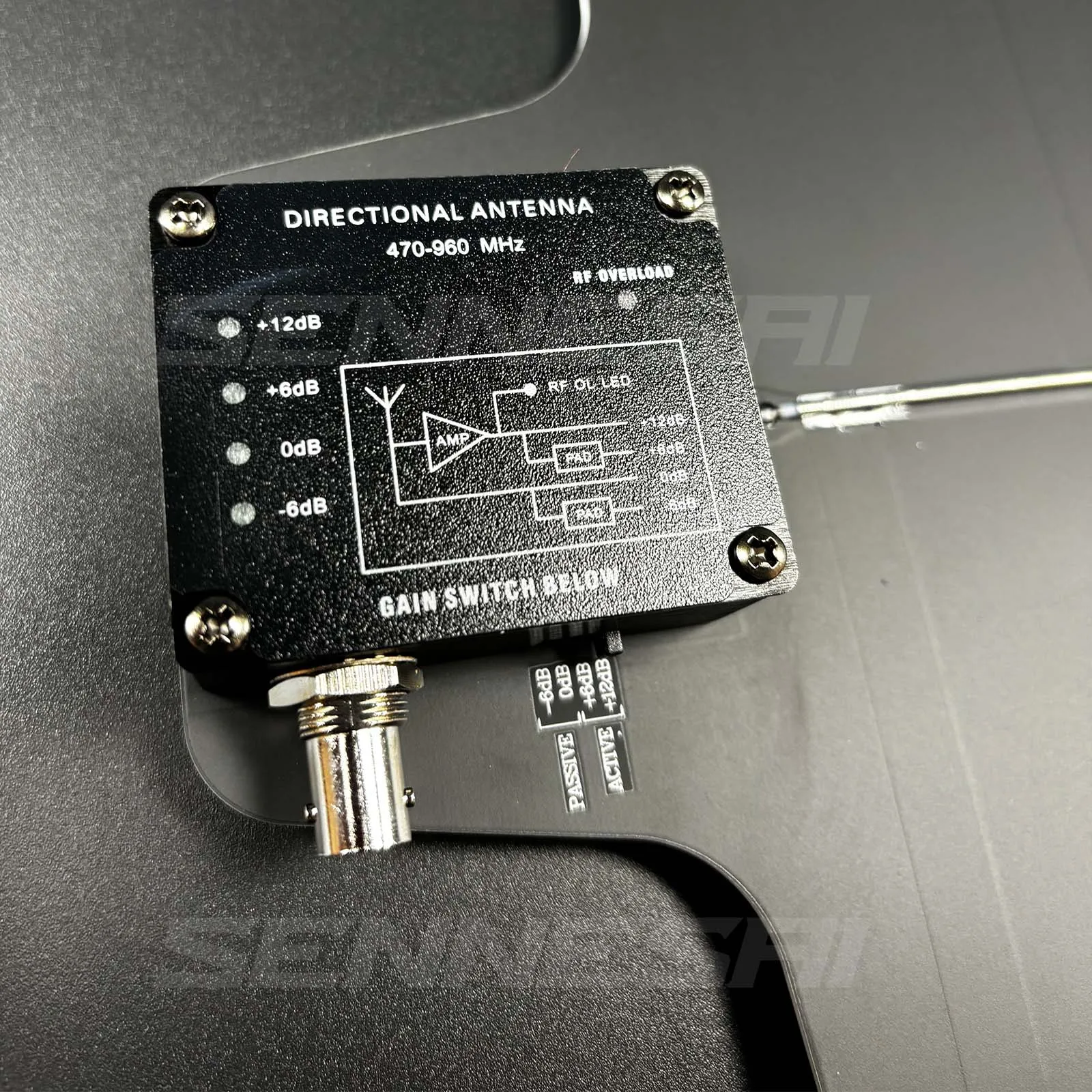 Antenna Signal Booster UA845UWB UA844 Antenna Amplifier Distributor System UHF 470-900MHz Frequency 10 Channels Antena Booster For Wireless Microphone