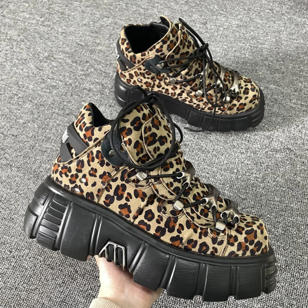 靴 Le decore Punk Women Sneakers 6cm Platform Shoes Woman Metal