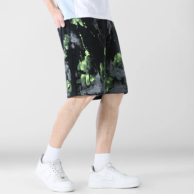 2024 summer fashion brand High Street classic casual hand-painted denim shorts for MEN'S loose and versatile Large size 5/4 Pant