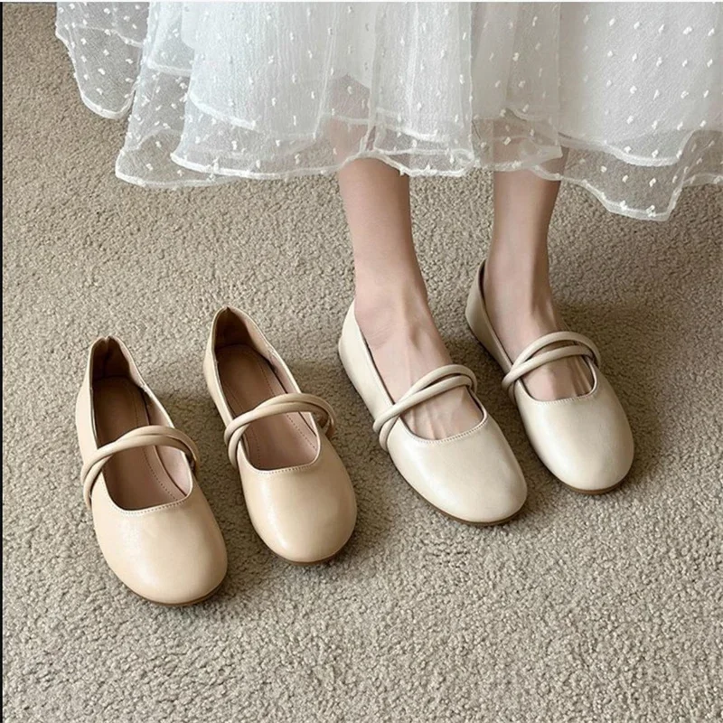 Flat sole single shoes for women with low heels, round toe, soft soles, straight line Mary Jane shoes