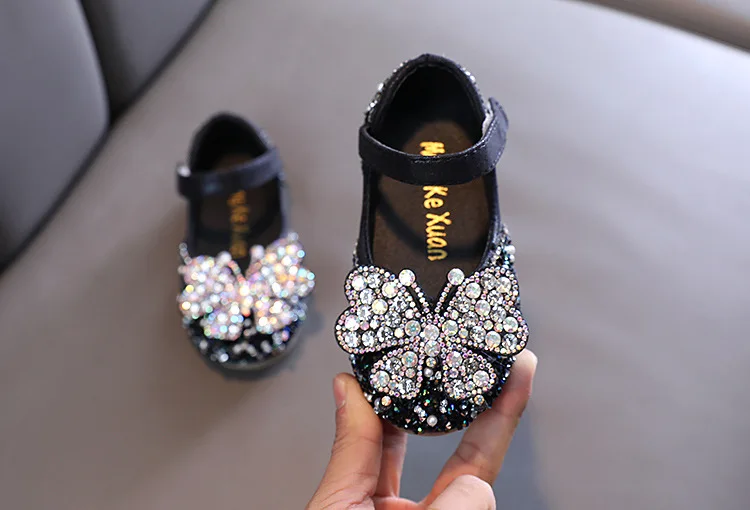 Princess Shoes for Girls Childrens Flat Soft Pearl Rhinestones Shining Kids Baby Party Wedding Dancing Spring Summer boy sandals fashion