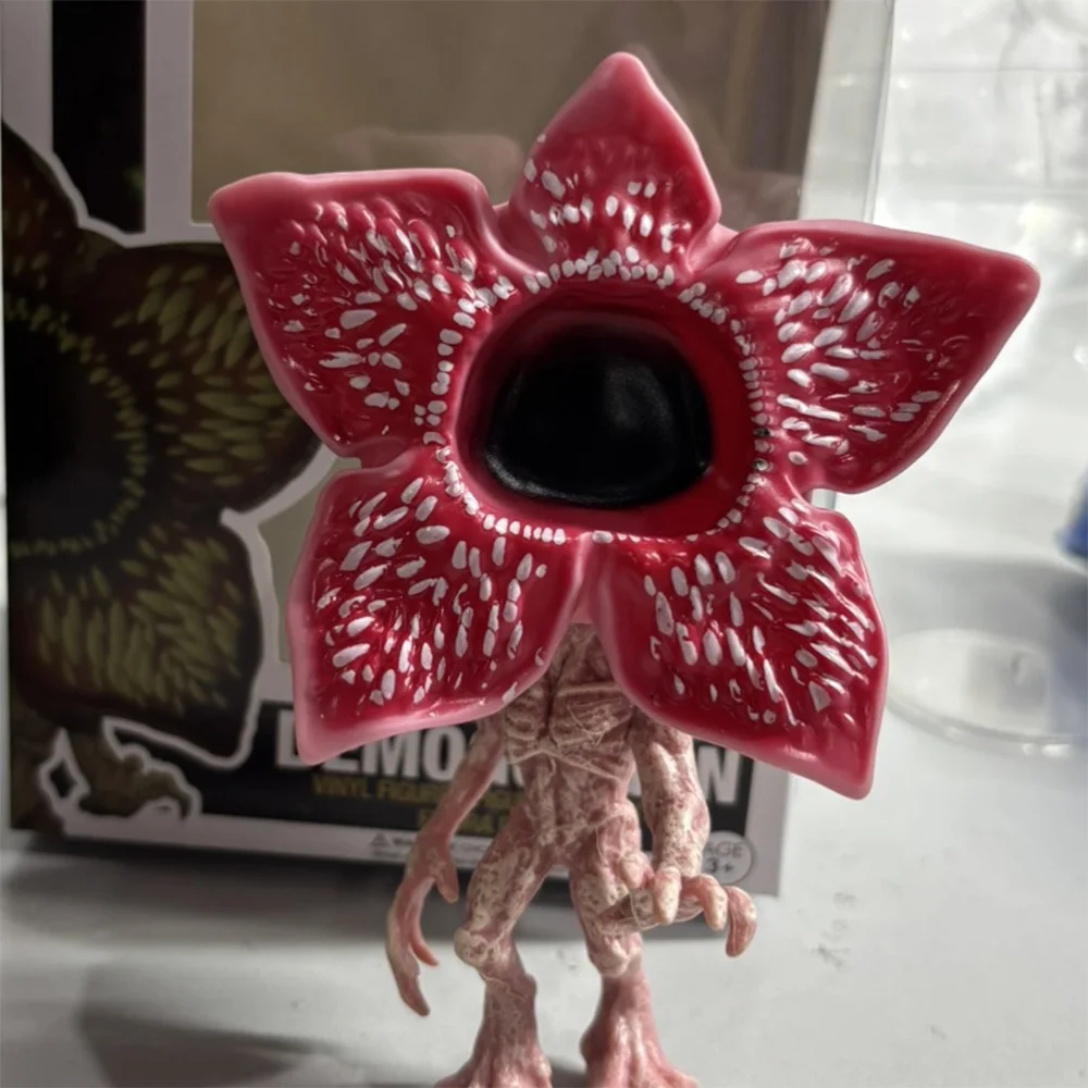 Funko Pop Television Strangers Eleven # 826 Одиннадцять # 523 # 827 Макс # 552 Макс # 1243 Joyce Action Figure Toys Колекційні вінілові ляльки