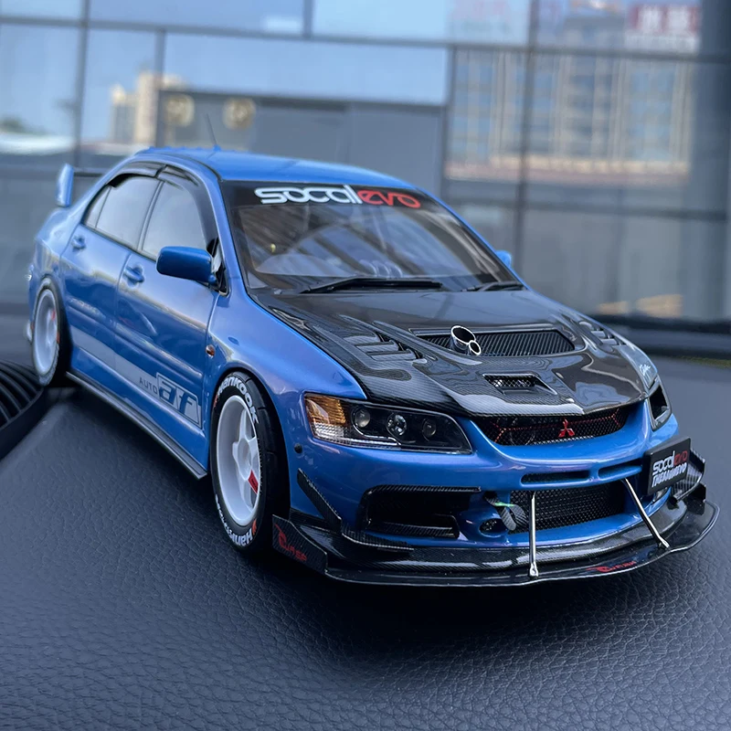 

Коллекционная металлическая модель автомобиля «Супер А» для Mitsubishi Lancer EVO 9, Подарочные игрушки с голубым дисплеем, коллекционные украшения, 1/18
