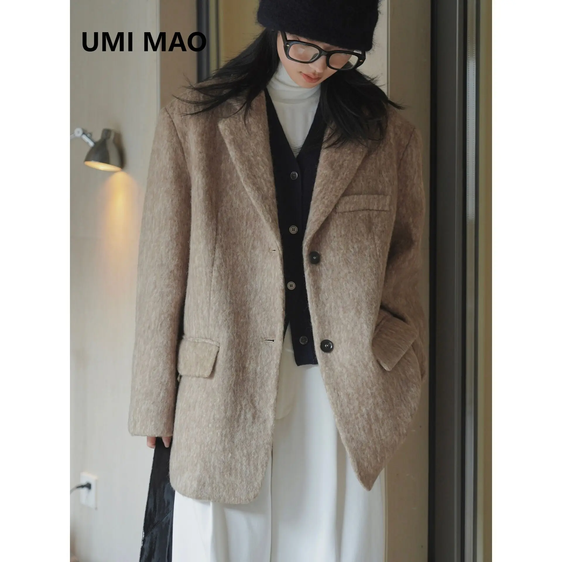 

Комбинированный шерстяной костюм UMI MAO из альпаки смешанных цветов Зимний новый корейский теплый шерстяной свободный крой удобное пальто для женщин