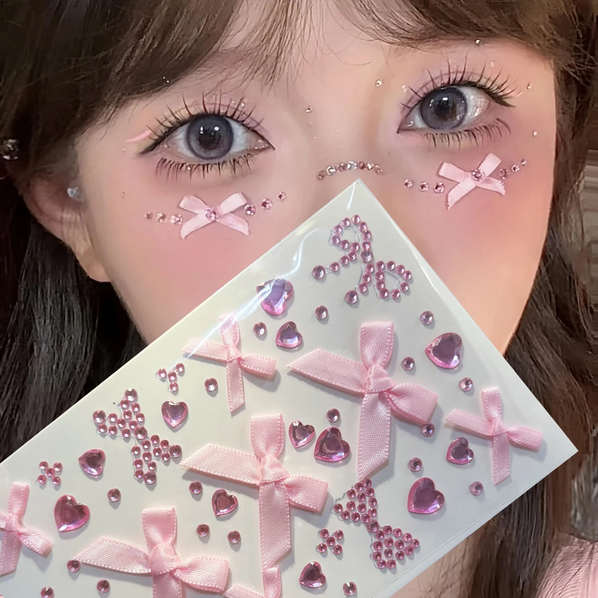 1 Stück rosa und rote Schleife glitzernde Stereo-Edelstein-Aufkleber Make-up Weihnachten Urlaub Party Y2K Musik Festival DIY Augen Gesicht Juwelen Aufkleber* – Detail 4