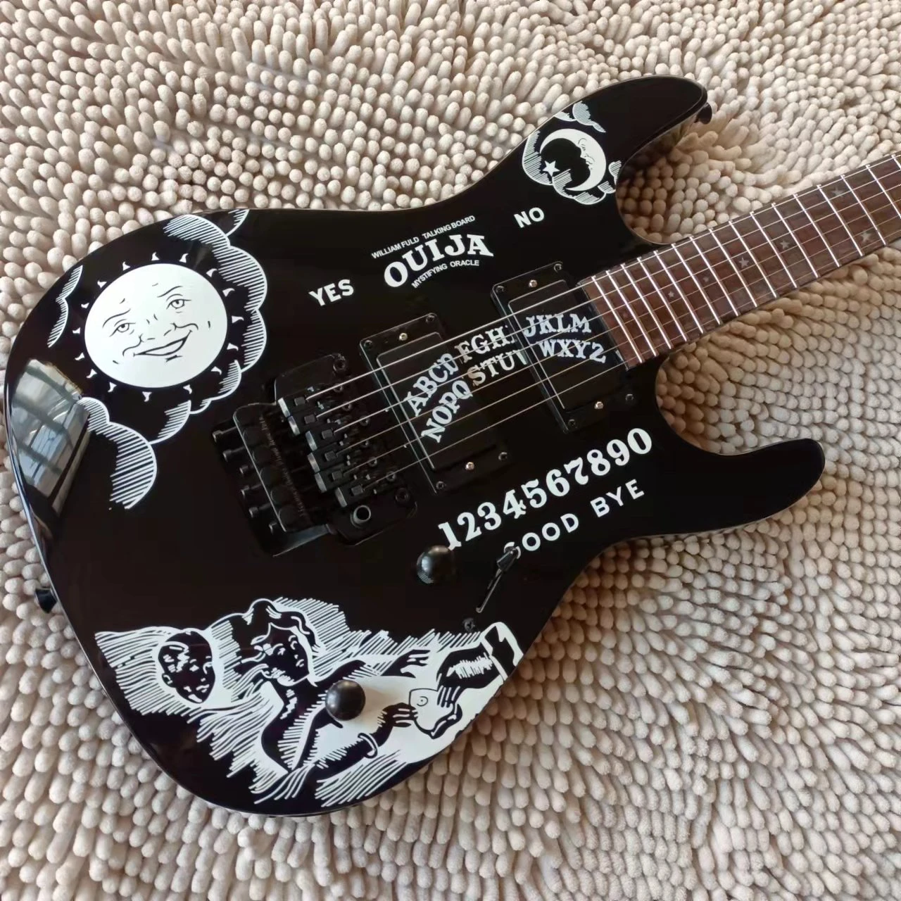 2022-KH-2-Ouija-siyah-Kirk-Hammett-mza-elektro-gitar-ters-ba-l-k-Floyd-Rose.jpg_Q90.jpg_.webp