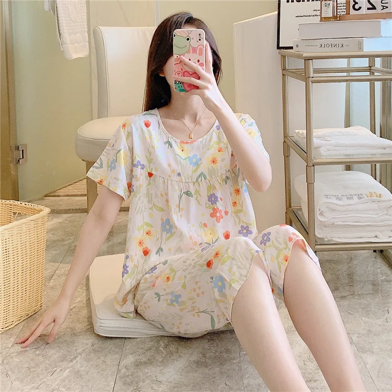 

Summer Pajama Sets Women Prints Simple Leisure Elegant Sweet Lounge wear Short-sleeve Tops Knee-length Shorts Two Pieces